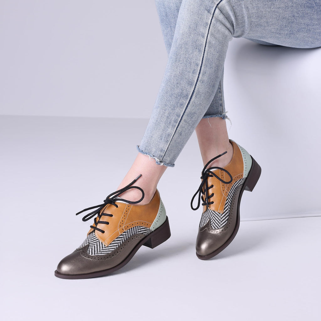 Women Black Oxfords Lace Up Pointed Toe Classic Business Formal Wingtip Brogue Dressy Shoes